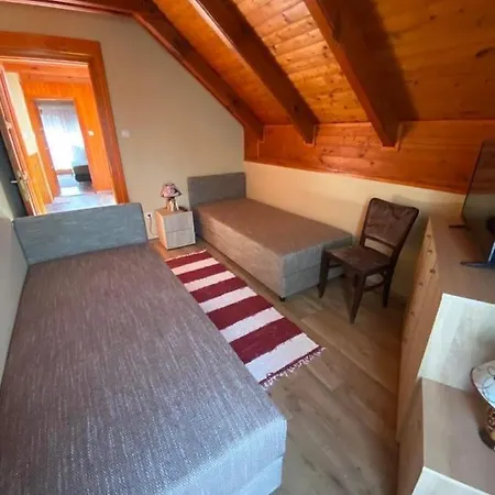 Aranypatko Vendeghaz Lovasudvar Сasa de vacaciones Berzence